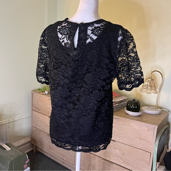 Black Lace Lined Short-Sleeve Blouse Round-Neck Modest Shirt Formal Top Sz S-M - Picture 2 of 16